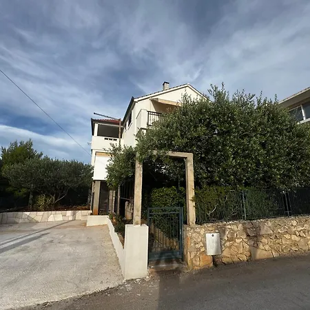 Laurel דירה *